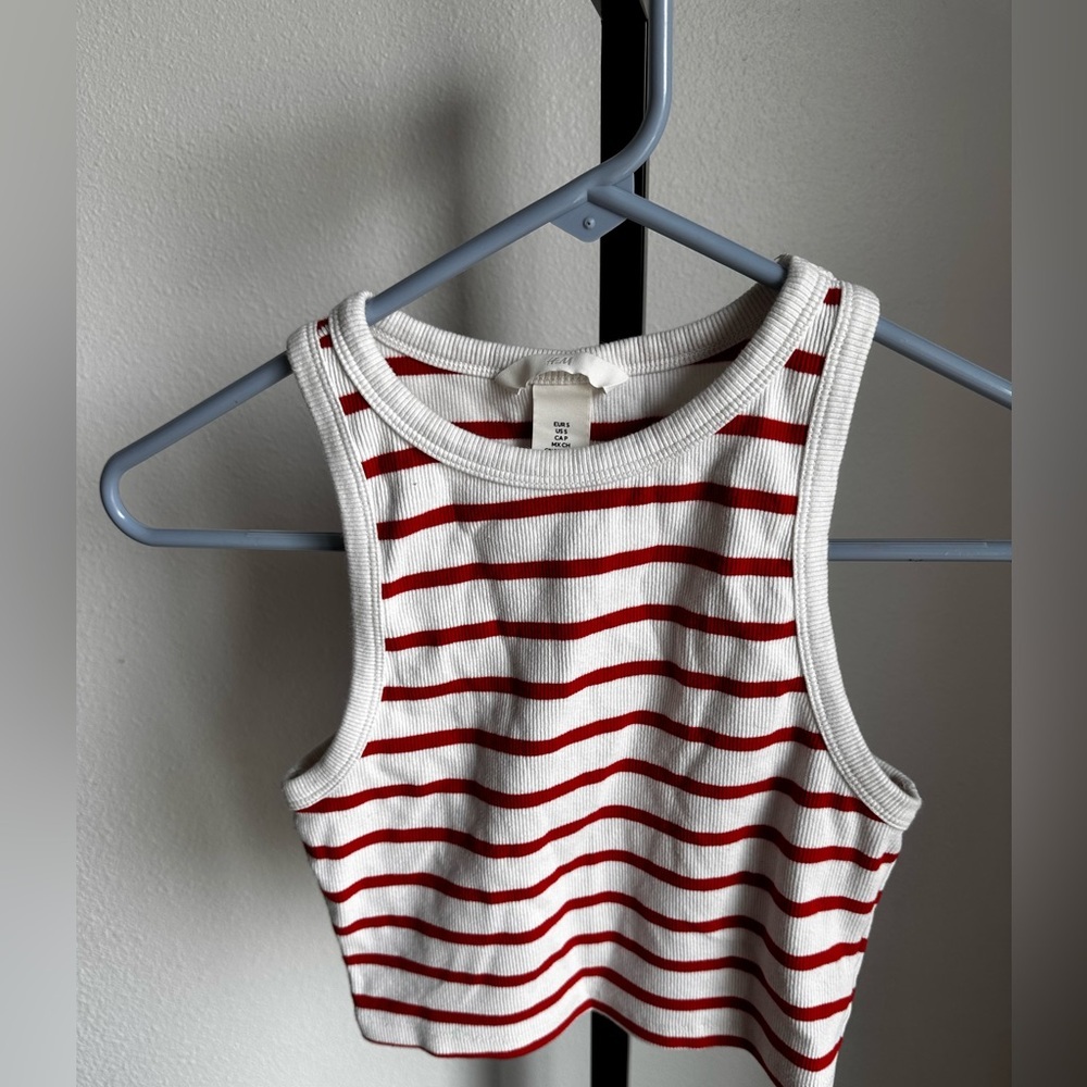 H&M size small cropped top